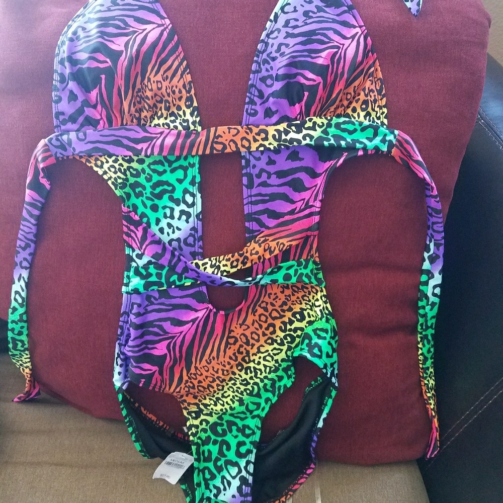 Super sexy monokini . Never worn!!!